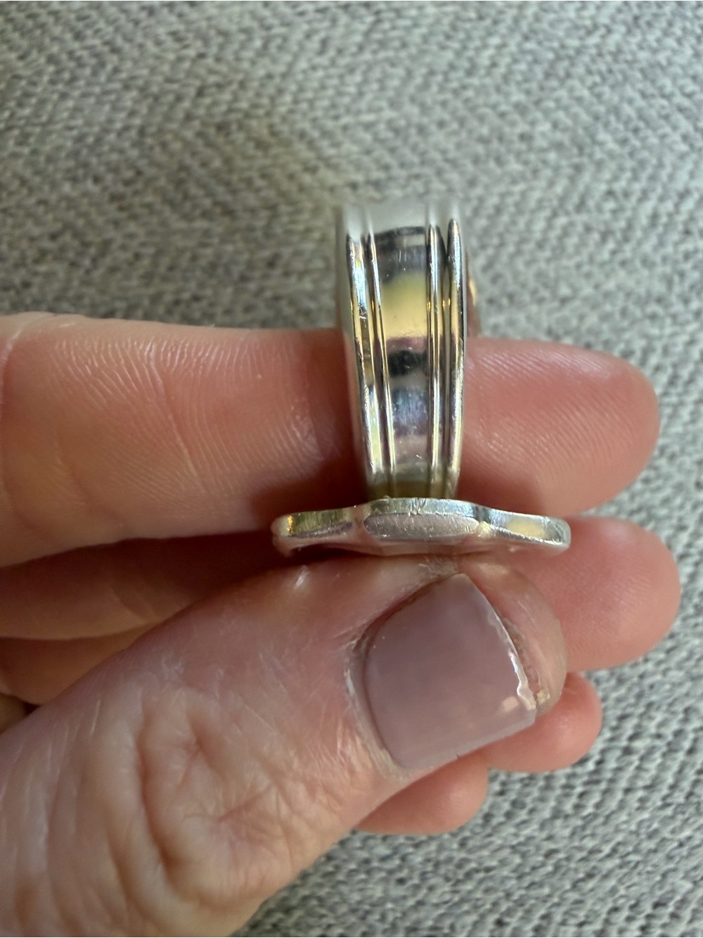 C Engraved Spoon Ring - Picture 12 of 13